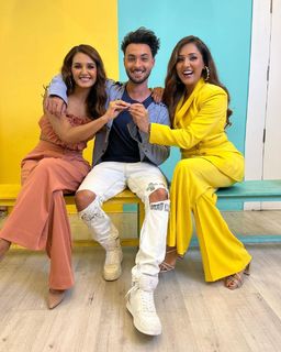 Neeti Mohan feet photo 6