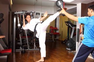 Neetu Chandra feet photo 20