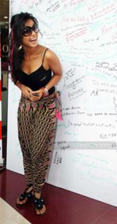 Neetu Chandra feet photo 15