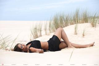 Neetu Chandra feet photo 5