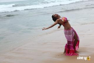Neetu Chandra feet photo 3