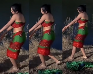 Neetu Singh feet photo 2