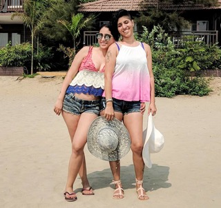 Neha Bhasin feet photo 15