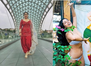 Neha Bhasin feet photo 2