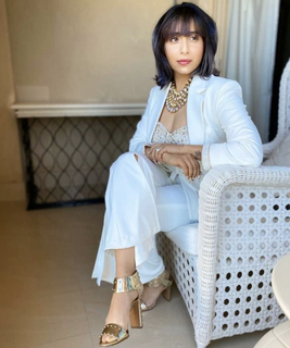 Neha Bhasin feet photo 12