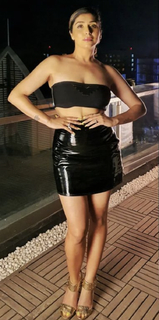 Neha Bhasin feet photo 9