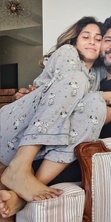 Neha Bhasin feet photo 11