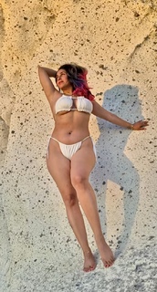 Neha Bhasin feet photo 1