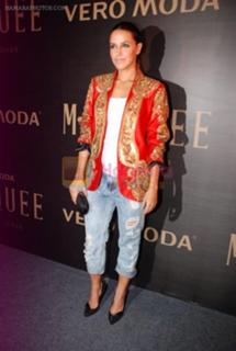 Neha Dhupia feet photo thumbnail