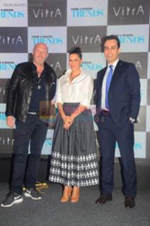 Neha Dhupia feet photo thumbnail