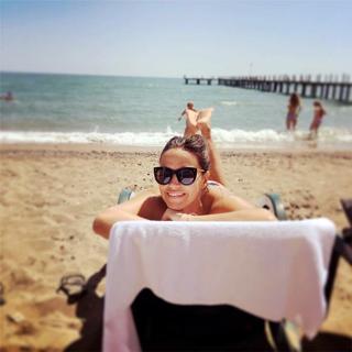 Neha Dhupia feet photo thumbnail
