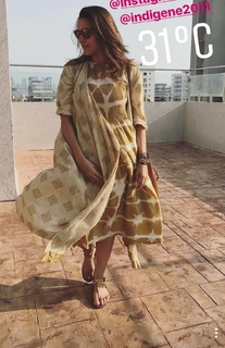 Neha Dhupia feet photo thumbnail