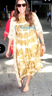Neha Dhupia feet photo thumbnail