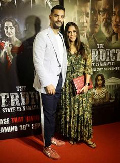 Neha Dhupia feet photo thumbnail
