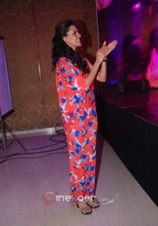 Neha Dhupia feet photo thumbnail
