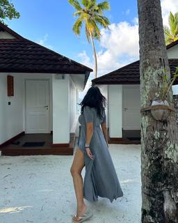 Neha Dhupia feet photo thumbnail