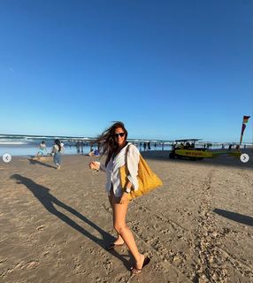 Neha Dhupia feet photo thumbnail