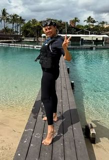 Neha Dhupia feet photo thumbnail
