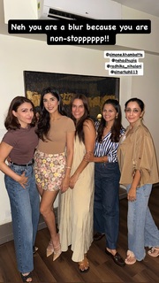 Neha Dhupia feet photo thumbnail