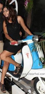 Neha feet photo 19