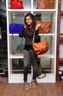 Neha feet photo 3