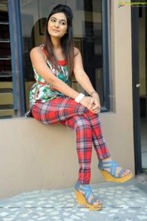 Neha feet photo 5