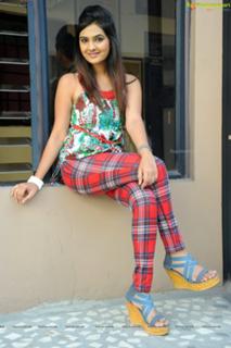 Neha feet photo 4