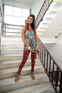 Neha feet photo 20
