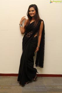 Neha feet photo 9