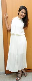 Neha feet photo 7