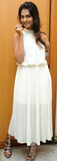 Neha feet photo 4