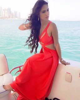 Neha Malik feet photo thumbnail