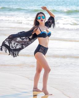 Neha Malik feet photo thumbnail