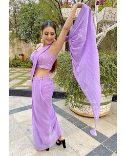Neha Malik feet photo thumbnail