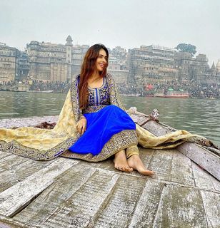 Neha Malik feet photo thumbnail