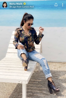 Neha Malik feet photo thumbnail