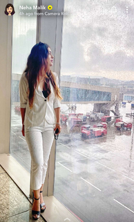 Neha Malik feet photo thumbnail