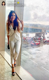Neha Malik feet photo thumbnail