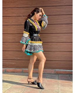 Neha Malik feet photo thumbnail