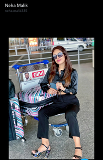 Neha Malik feet photo thumbnail