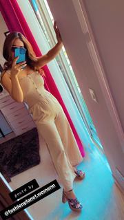 Neha Malik feet photo thumbnail