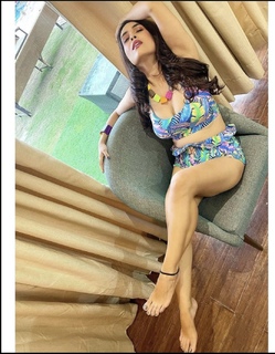 Neha Malik feet photo thumbnail