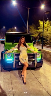 Neha Malik feet photo thumbnail