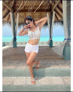Neha Malik feet photo thumbnail