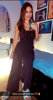 Neha Malik feet photo thumbnail
