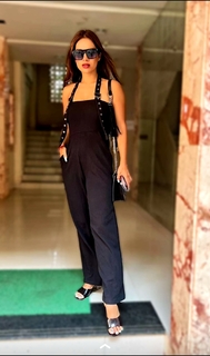 Neha Malik feet photo thumbnail