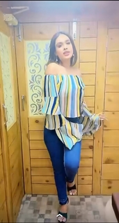 Neha Malik feet photo thumbnail
