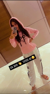Neha Malik feet photo thumbnail