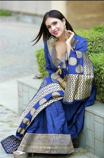 Neha Malik feet photo thumbnail