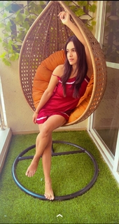 Neha Malik feet photo thumbnail